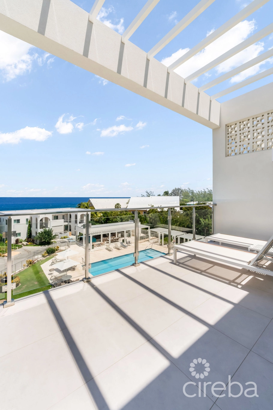 21 Sunset Point - Top Floor Unit - Amazing Views!!!