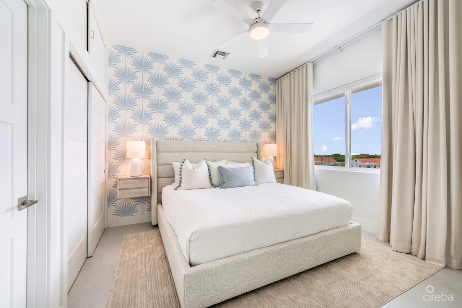 21 Sunset Point - Top Floor Unit - Amazing Views!!!