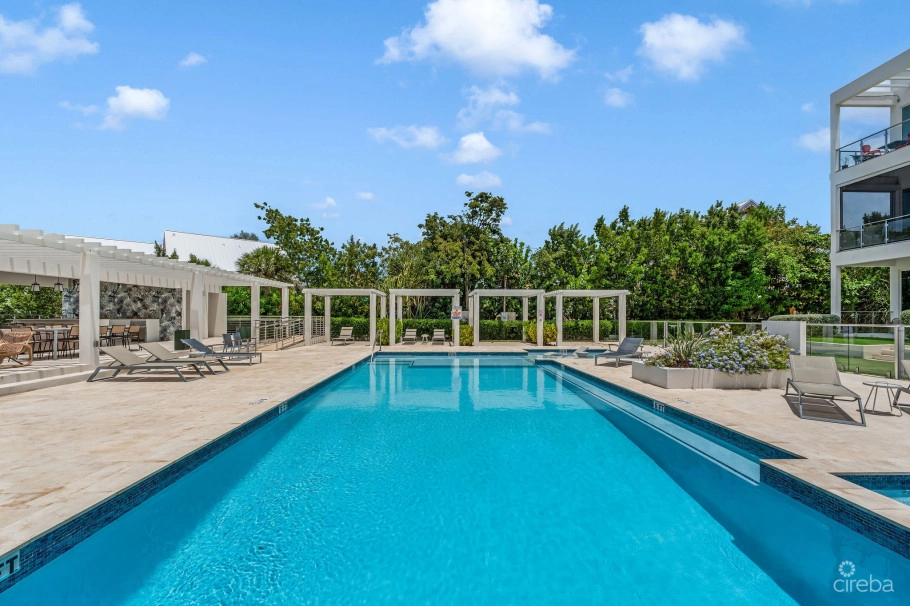 21 Sunset Point - Top Floor Unit - Amazing Views!!!