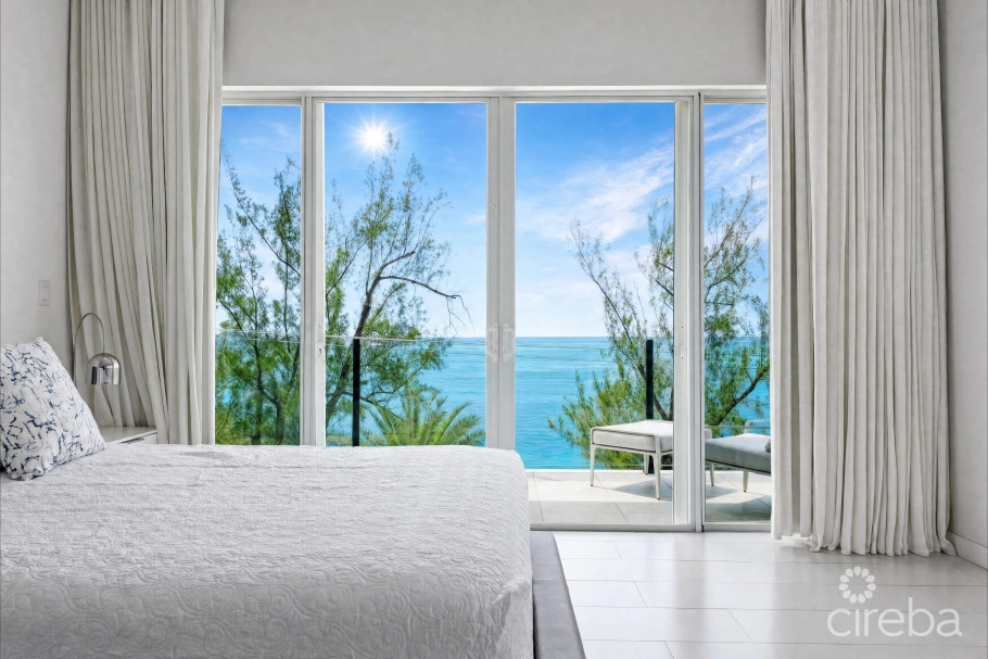 Shore Club #6- Ocean View Penthouse With Private Roof Top Terrace- Vendor To Pay Stamp Duty!!!!!!!