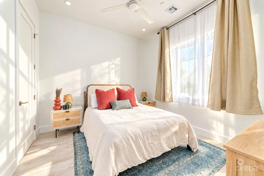 Aura  Oceanview Three Bed Townhome With Den