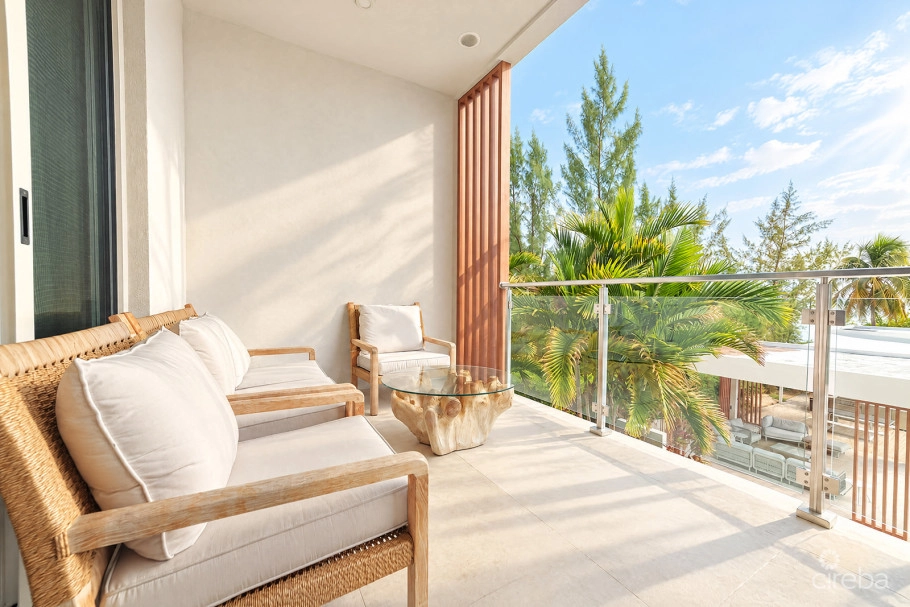 Aura  Oceanview Three Bed Townhome With Den