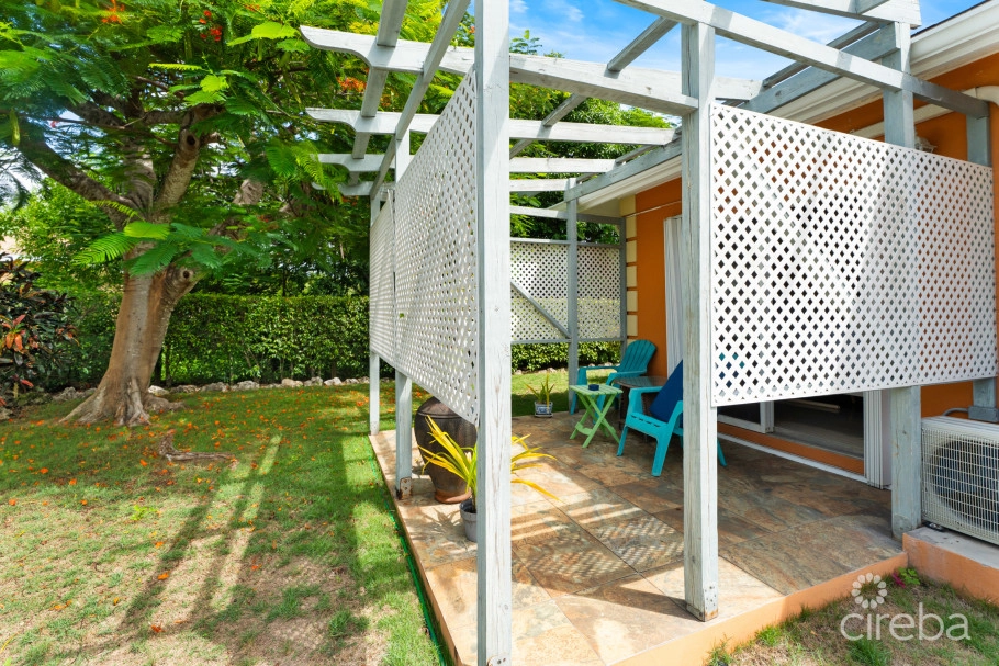 Beach Bay Duplex - X2 Homes. Both 2 Bed, 2 Bath With Double Garages