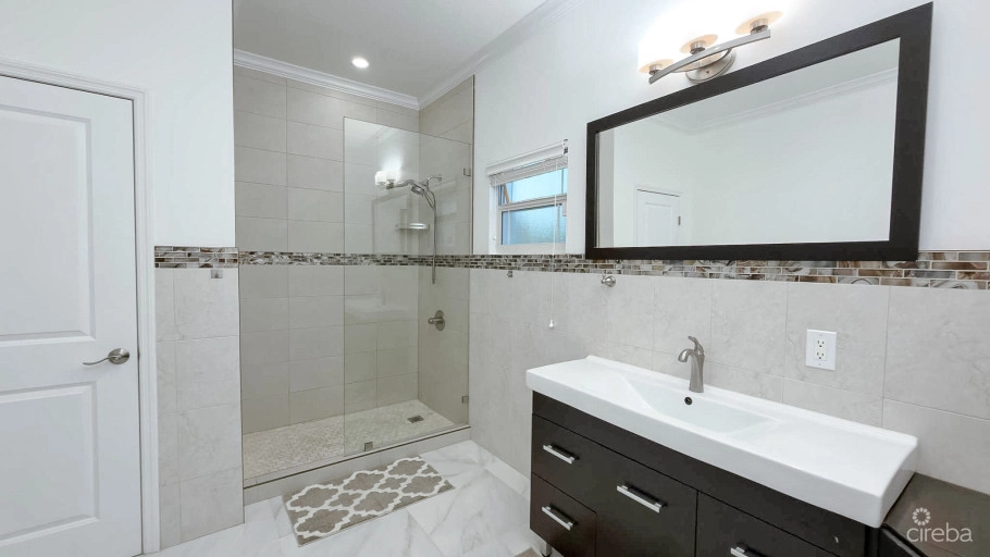 Shorecrest Circle 4 Bedroom Family Home