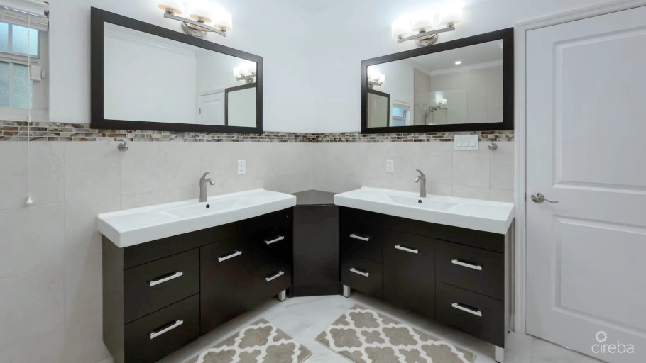Shorecrest Circle 4 Bedroom Family Home