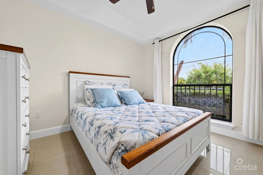 Complete Renovated Lantern Point 2 Bed/2 Bath