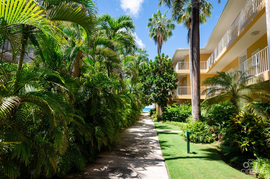Regal Beach Club #124