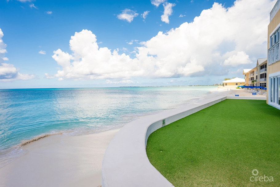 Regal Beach Club #124