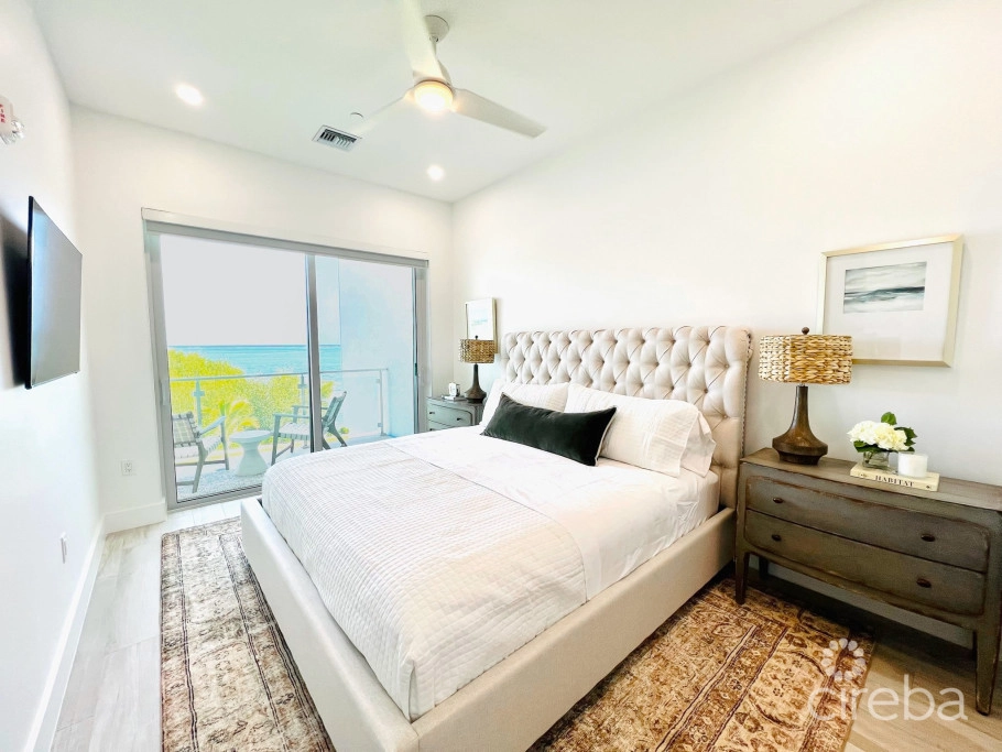 Aura 2 Bed Plus Den, 2.5 Bath Townhouse