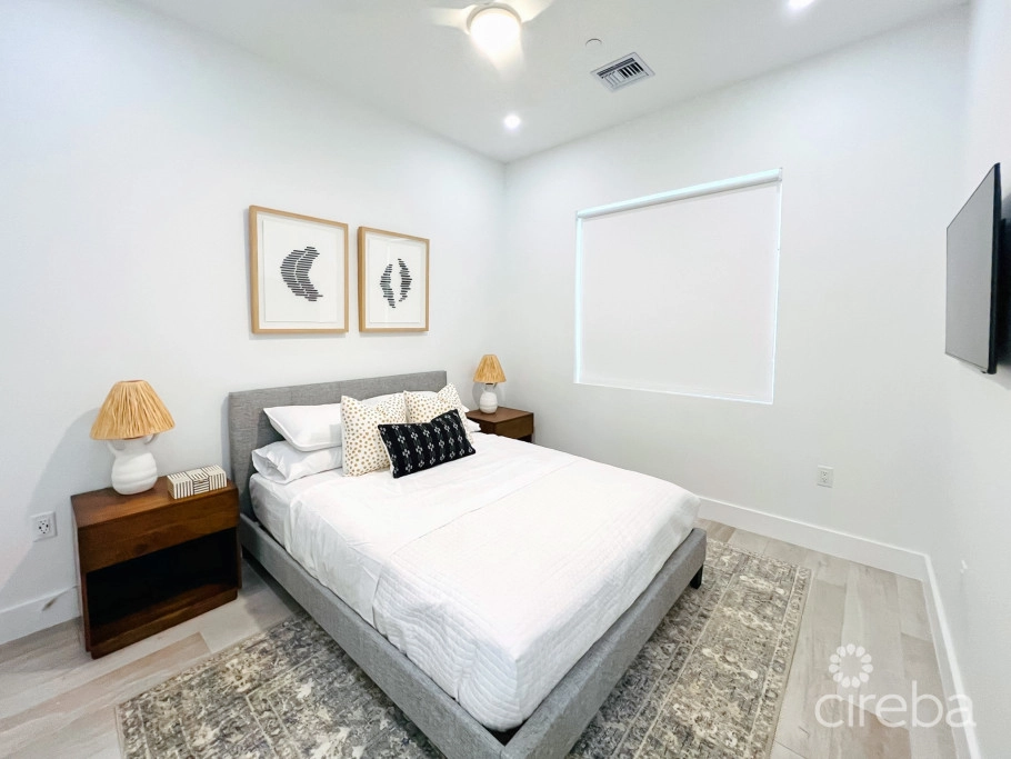 Aura 2 Bed Plus Den, 2.5 Bath Townhouse