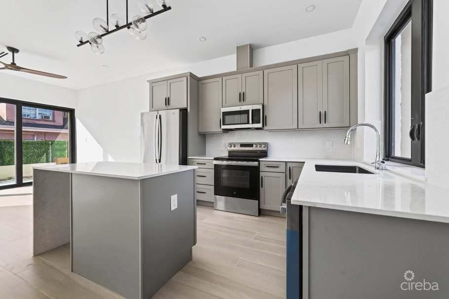 Sorelle - Brand New 1 Bedroom Condo