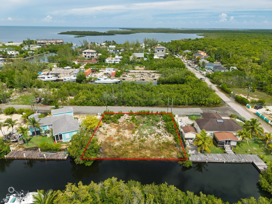 Kelli Street Canal Front Parcel