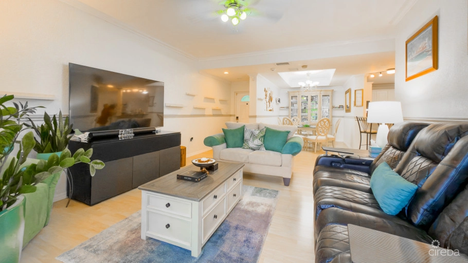 Rosedale Deluxe Two Bedroom Groundfloor Condo