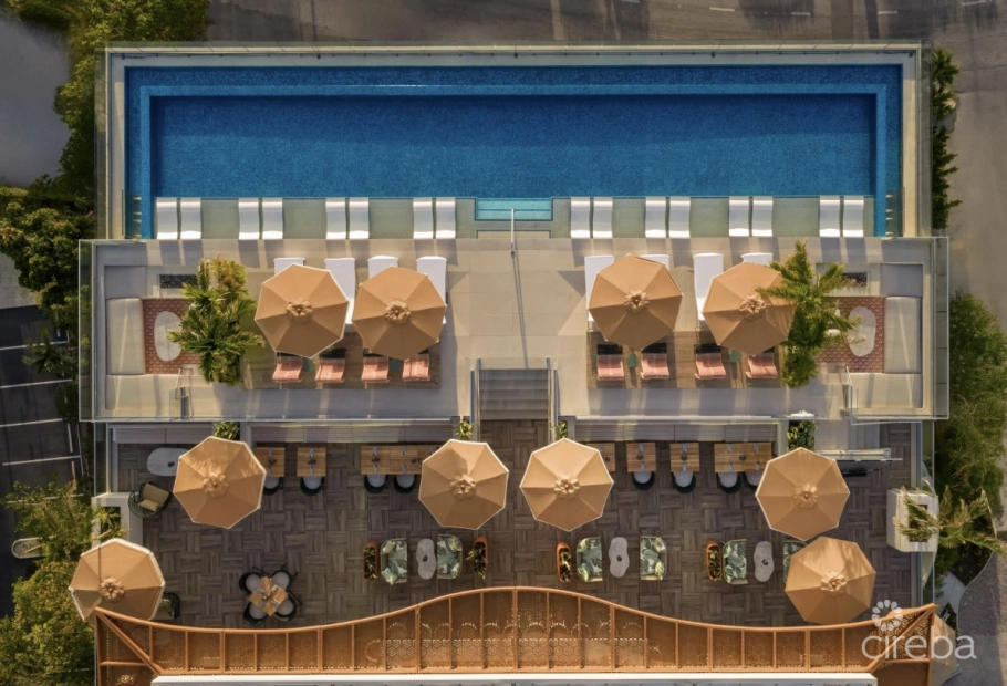 One Gt - One Bedroom With Den Suite