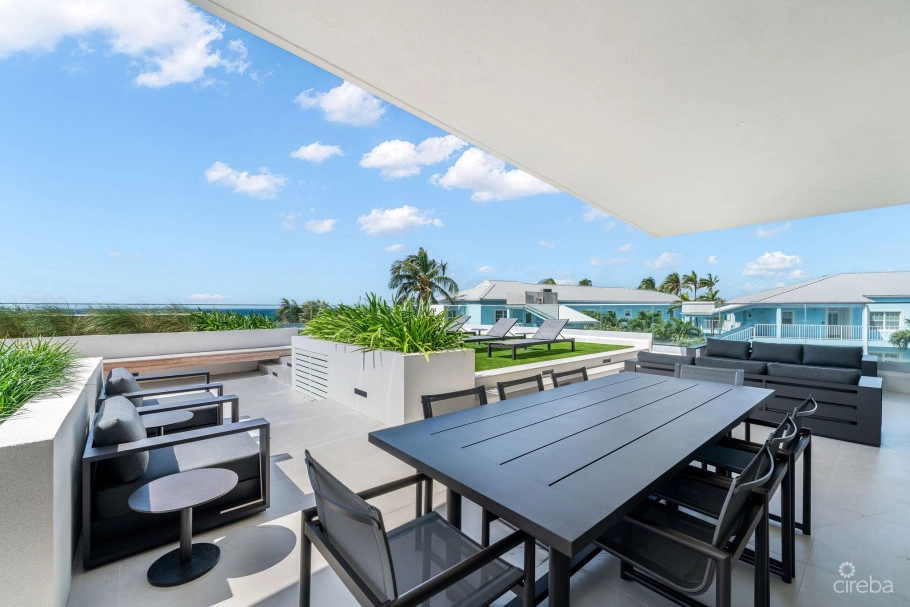Aqua Residence 2 - Luxury Seven Mile Beach Condo