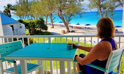 2 BED CONDO SEVEN MILE BEACH VILLAS OF THE GALLEON