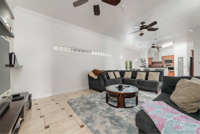 3 BED MIDWAY CLOSE FAMILY HOME