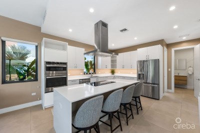BLUE PALMS 3, WEST BAY CONDO