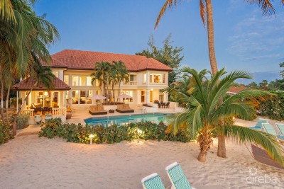COCONUT WALK -  SEVEN MILE BEACH ESTATE