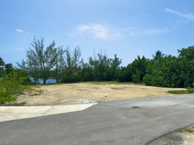 CRYSTAL HARBOUR CANAL FRONT LAND