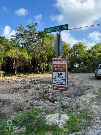 EXCEPTIONAL CORNER LOT IN PRIME CAYMAN BRAC LOCATION - READY TO BUILD