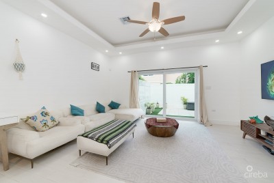 MANTRAS 2 BEDROOM TOWNHOME SOUTH SOUND
