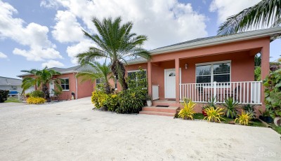 OMEGA DRIVE 3 BEDROOM HOME