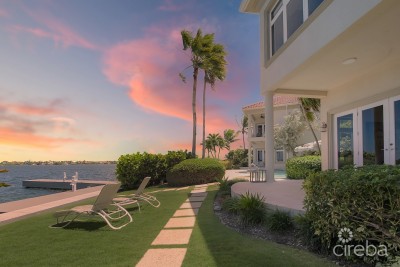 VISCAYA, GOVERNORS HARBOUR, 1B
