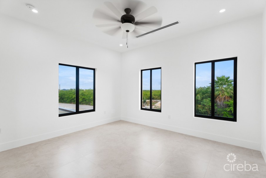 #2 BRAND NEW 3 BED 3.5 BATH DUPLEX -  LOOKOUT GARDENS - Image 8