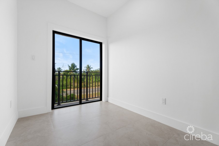 #2 BRAND NEW 3 BED 3.5 BATH DUPLEX -  LOOKOUT GARDENS - Image 7
