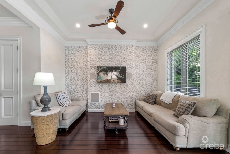 #1 CAMELOT DRIVE - Image 7