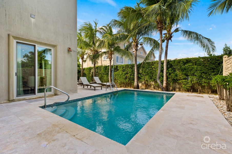 #1 CAMELOT DRIVE - Image 11