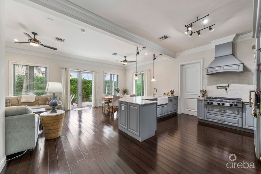 #1 CAMELOT DRIVE - Image 5