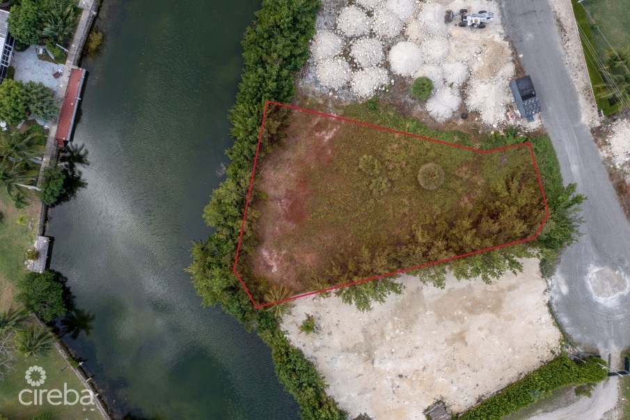 0.33 ACRE CANAL FRONT LAND ON SWEETLEAF CLOSE - Image 2