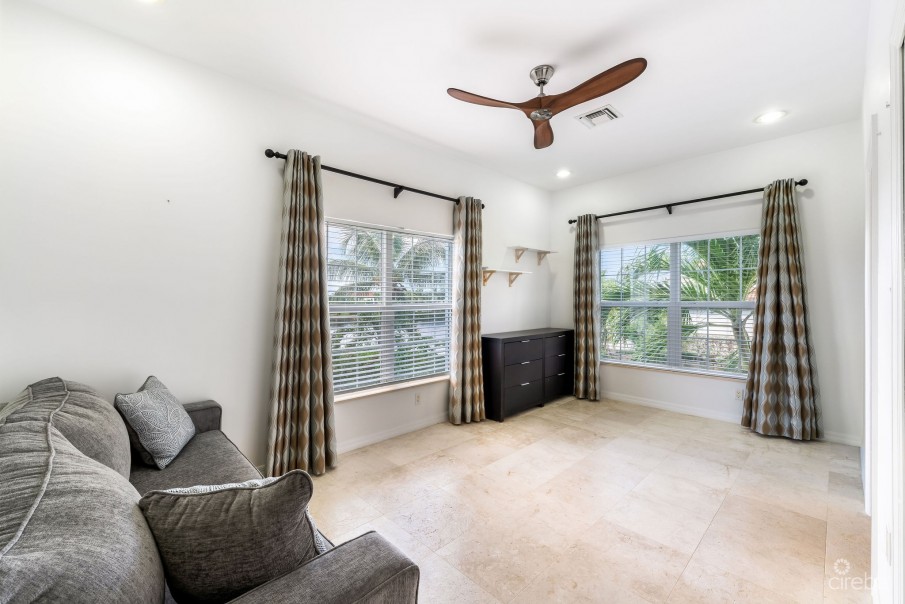 BIMINI DRIVE  - GRAND HARBOUR | EXCLUSIVE 5-BED WATERFRONT HOME - Image 16