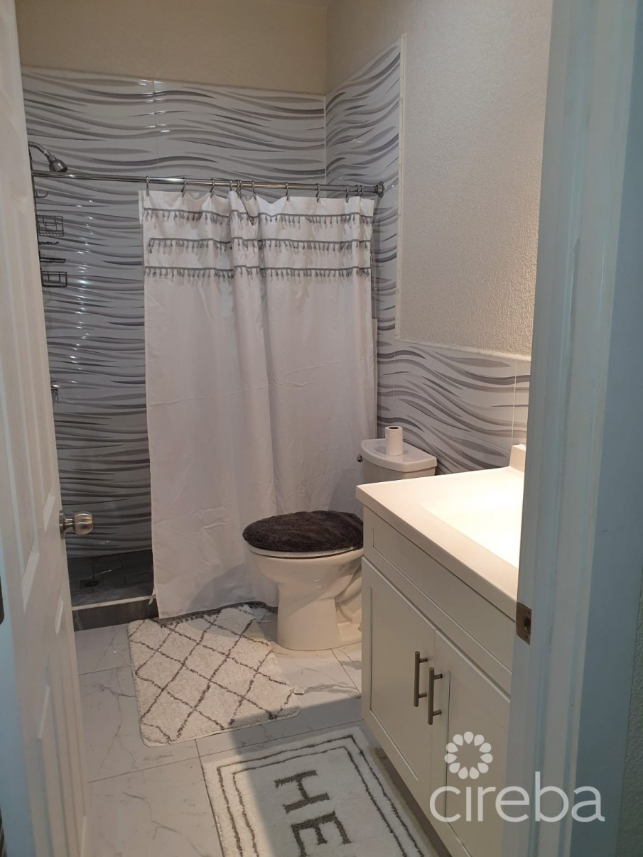 42 EIFFEL DR. – 3 BED HOUSE IN BREAKERS - Image 9