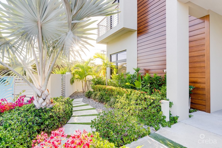4BR FAMILY HOME W/SEA VIEWS -  BLUE PALMS #2 - Image 27