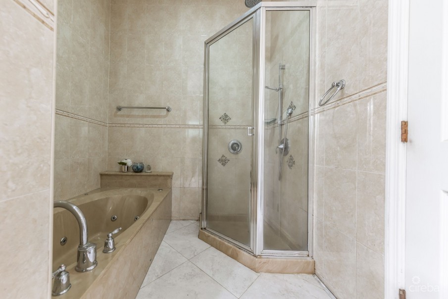 5BR SINGLE FAMILY HOME WITH DUPLEX - Image 12