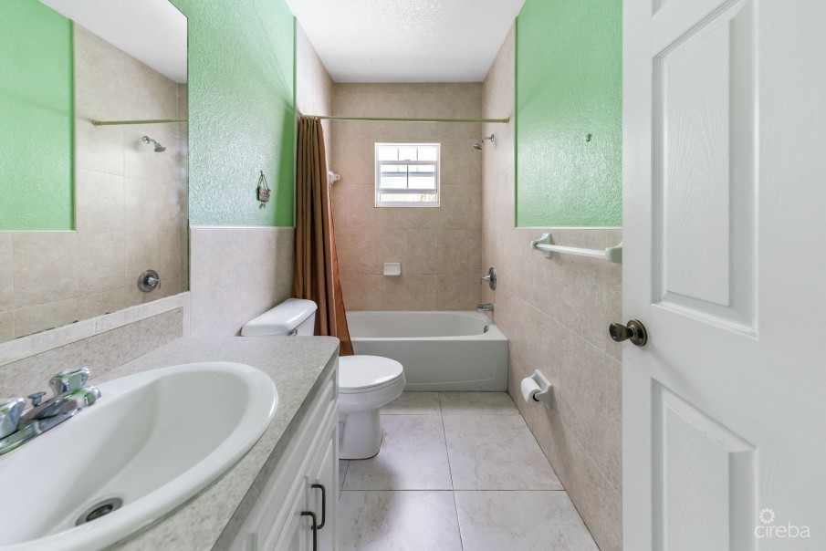 5BR SINGLE FAMILY HOME WITH DUPLEX - Image 17