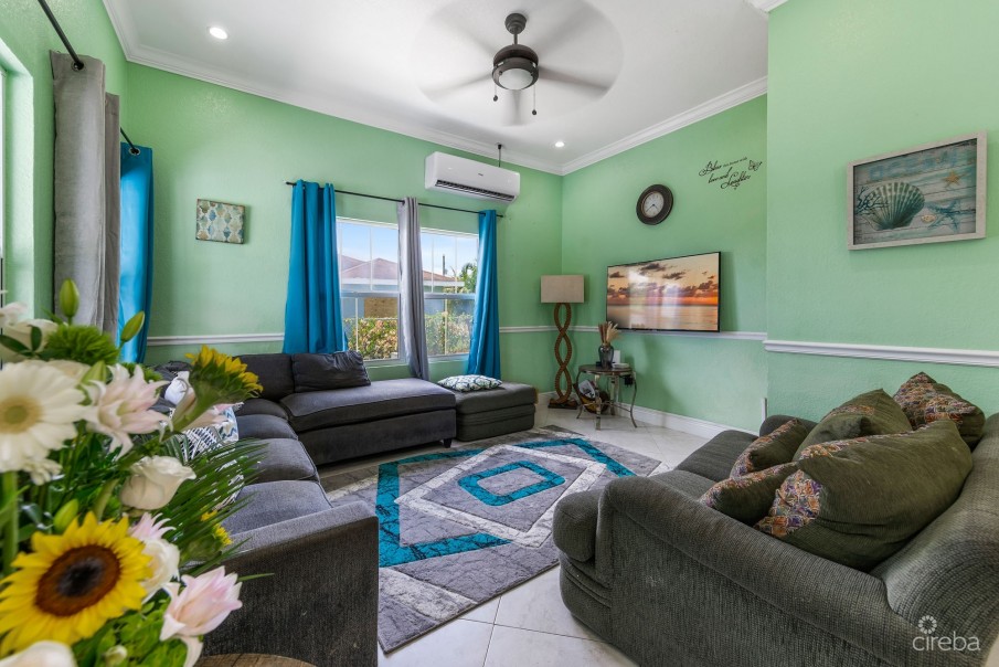 5BR SINGLE FAMILY HOME WITH DUPLEX - Image 4