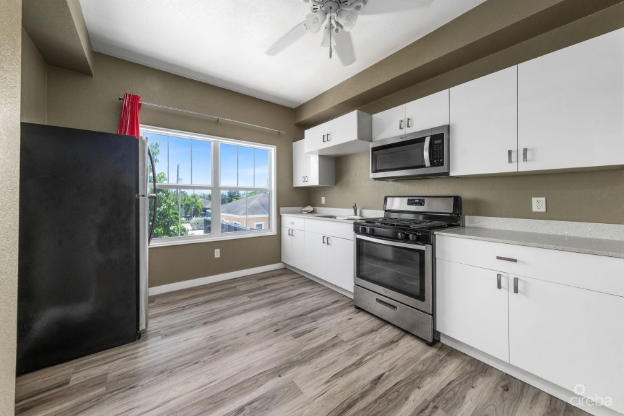 5BR SINGLE FAMILY HOME WITH DUPLEX - Image 44