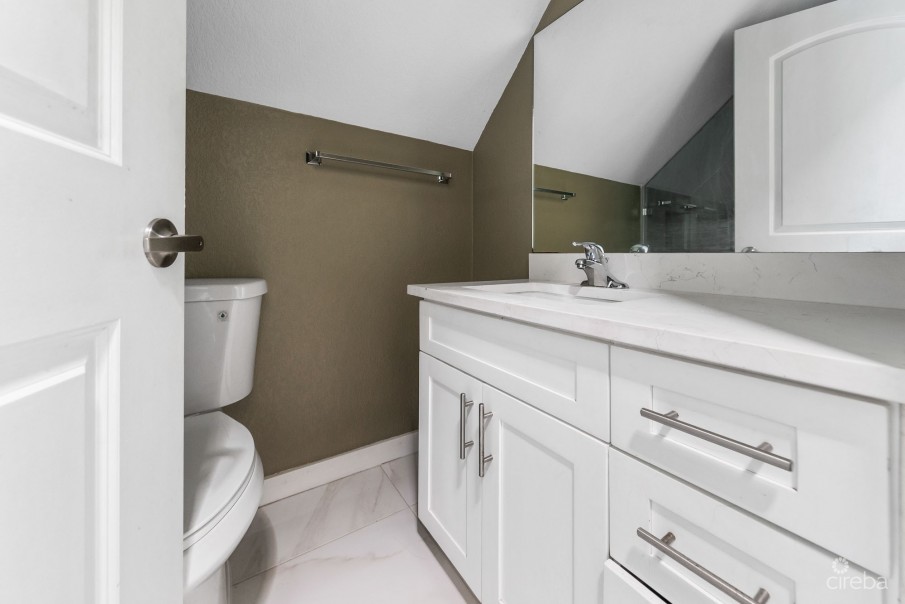 5BR SINGLE FAMILY HOME WITH DUPLEX - Image 42