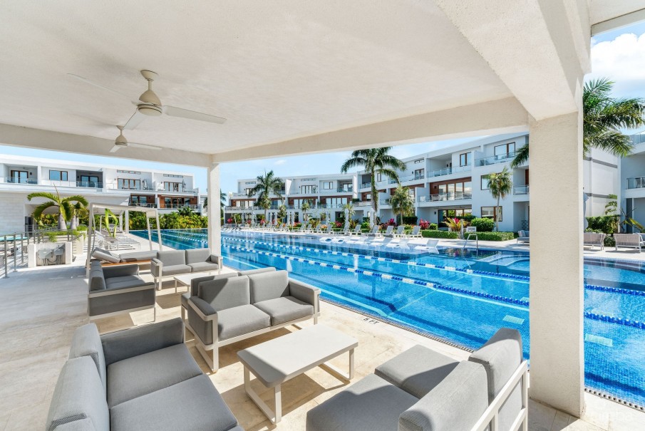 CANAL VIEW BEAUTIFUL ARVIA 3 BED WITH BOAT DOCK - Image 19