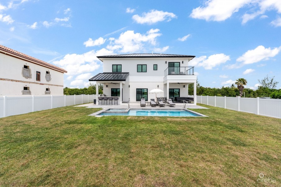 AUBURN BAY 3, CANAL FRONT HOME - Image 19