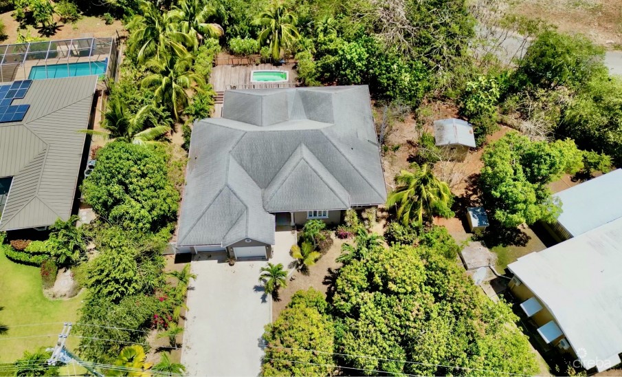 THE MANGO HOUSE, BEACH BAY