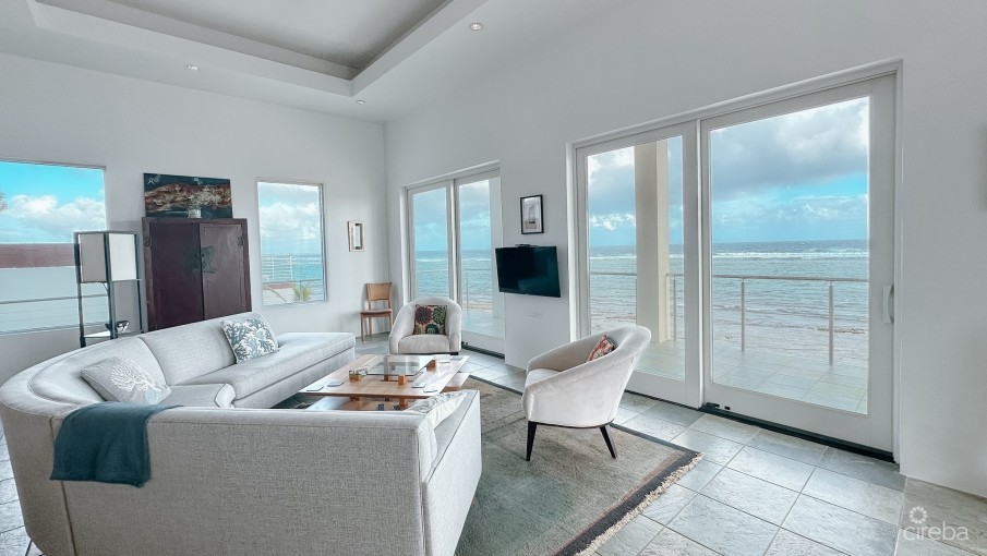 BEACHFRONT HOME, MANSE ROAD - Image 10