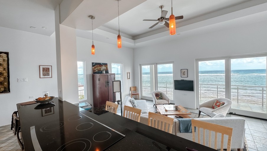 BEACHFRONT HOME, MANSE ROAD - Image 13