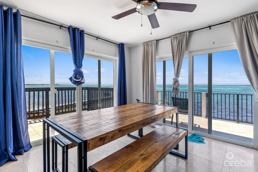 SOUTH SOUND BEACHFRONT DUPLEX - Image 14