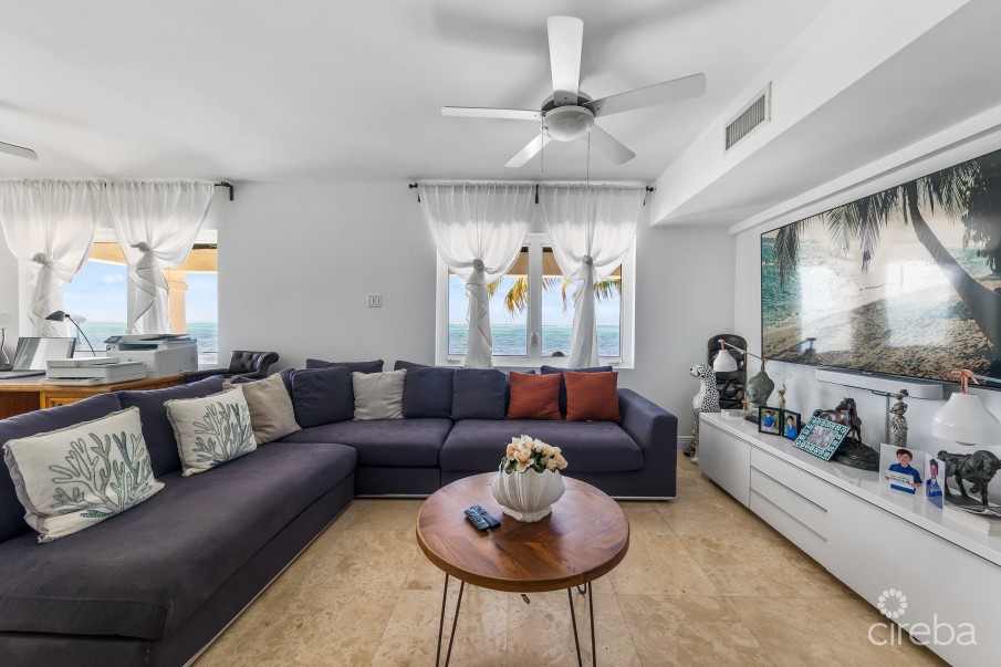 SOUTH SOUND BEACHFRONT DUPLEX - Image 5