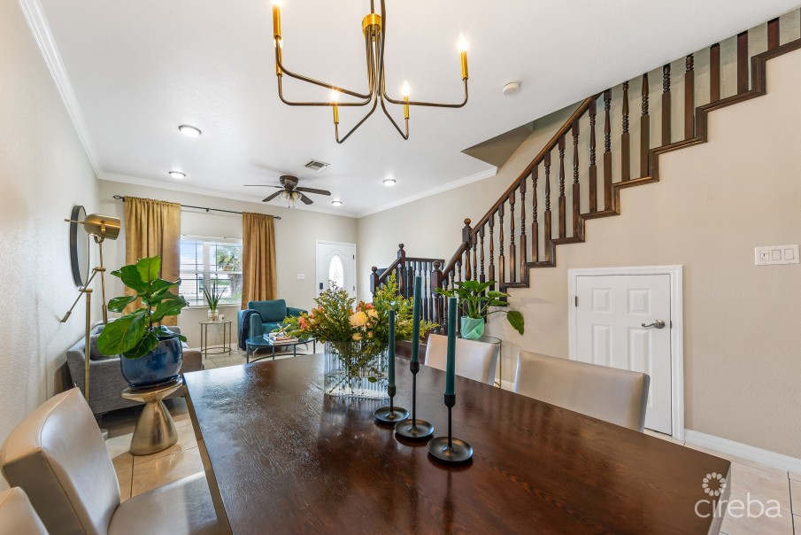 BEAUTIFULLY POLISHED 2BR CONDO - COLONIAL GRAND - Image 6